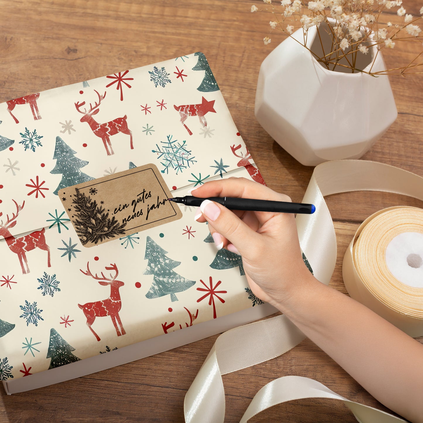colortouch Aufkleber zum Beschriften Weihnachten - 250 St Beschriftbar Kraftpapier Optik Geschenkaufkleber - 37*55 mm Rechteckig Rolle Vintage Weihnachtsdeko für Verpackung, Geschenke, Tannenbaum